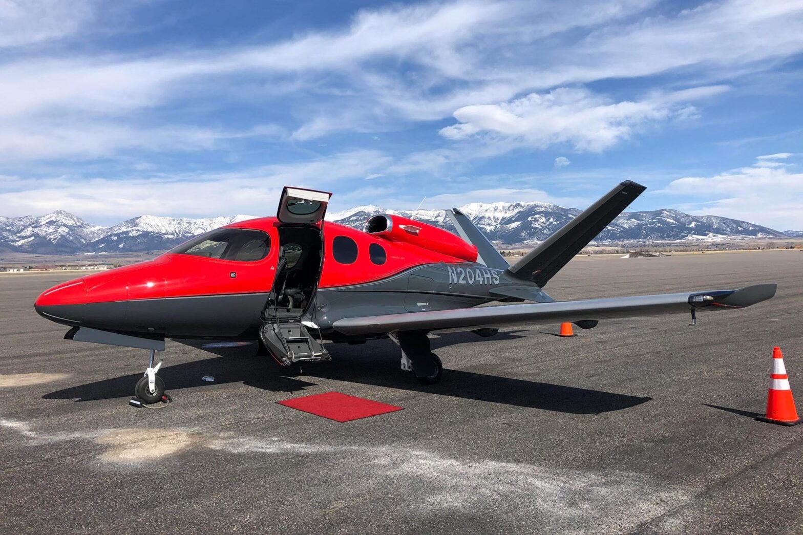 FAA Issues Airworthiness Directive for the Cirrus Vision Jet