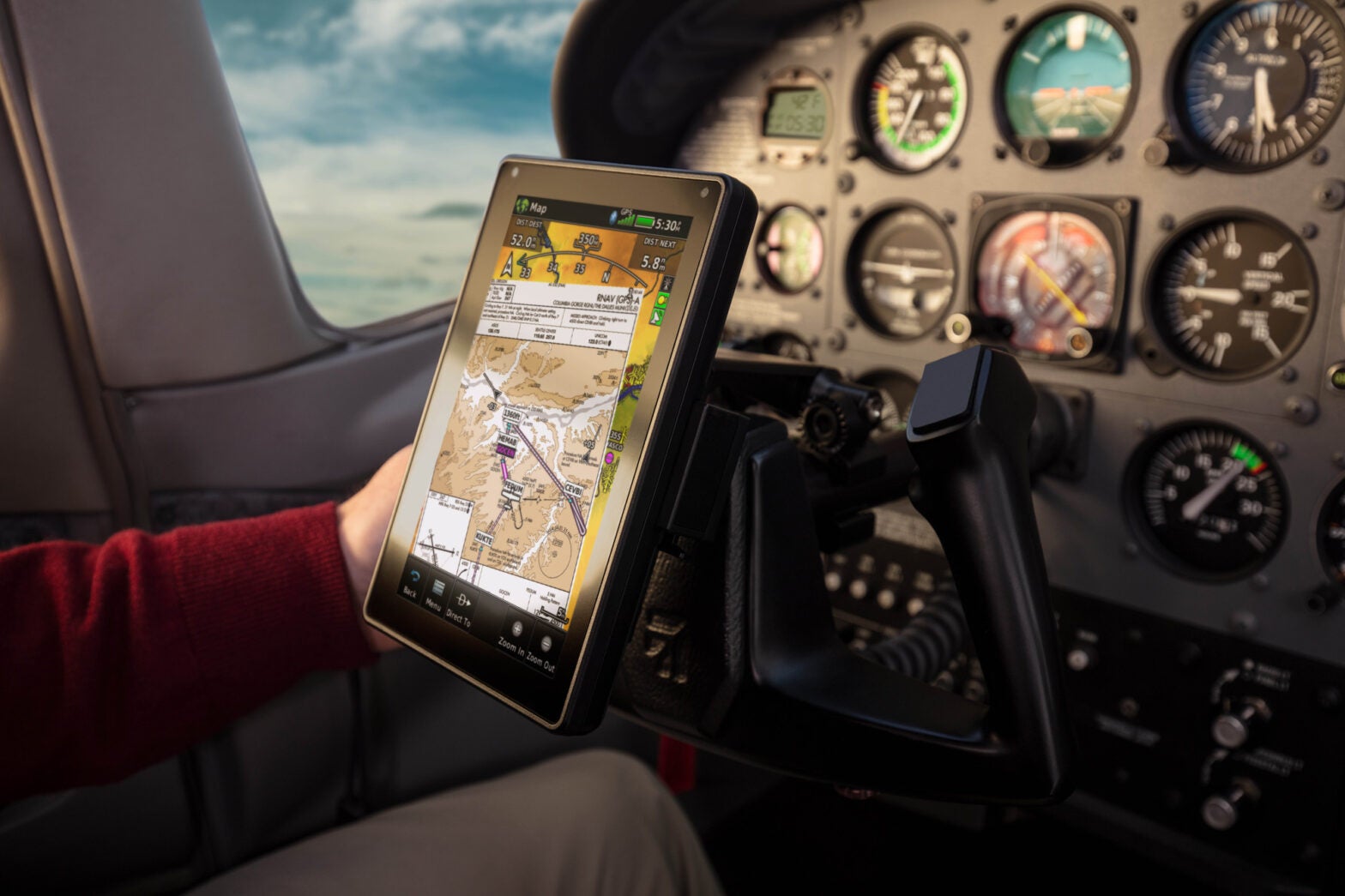 Garmin Debuts Portable aera 760 GPS