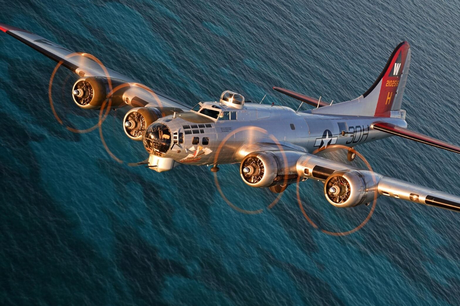 Warbird Fans Welcome Return of EAA’s B-17 on Tour