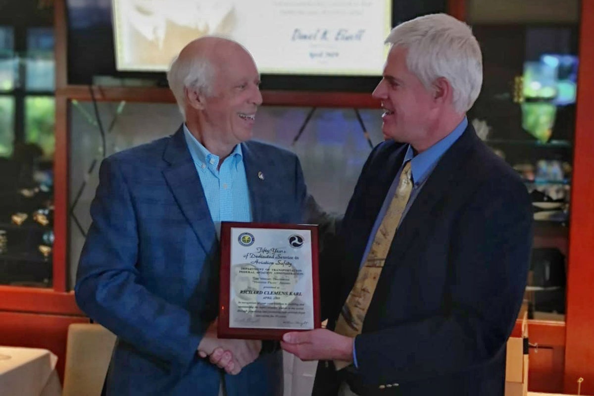 Flying Columnist Dick Karl Receives Wright Brothers Master Pilot Award