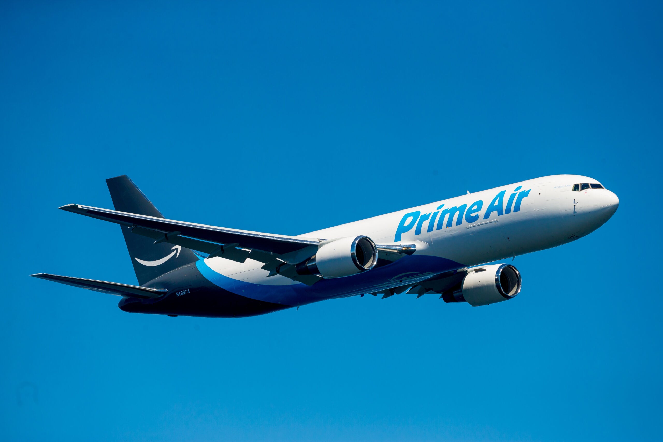 Amazon’s Prime Air Encroaching on Turf Dominated by FedEx and UPS