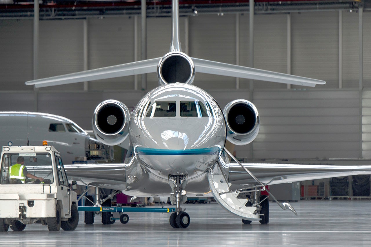 Dassault Delivers First Falcon 8X