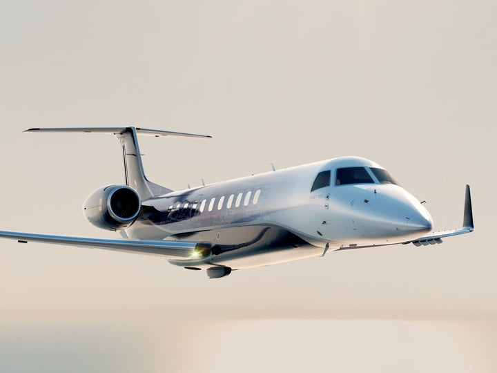 Embraer Offers 10-Year Warranty on Legacy 650E