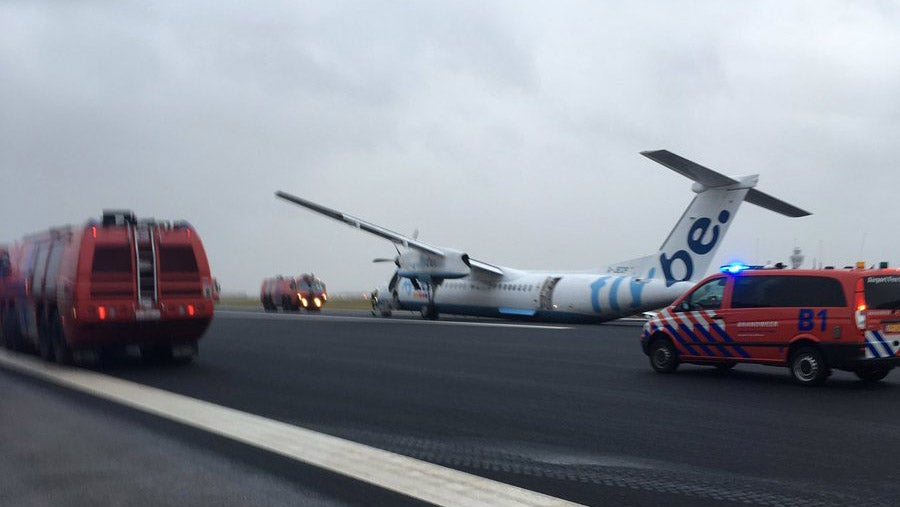 Flybe Airliner Lands Hard at Amsterdam Airport