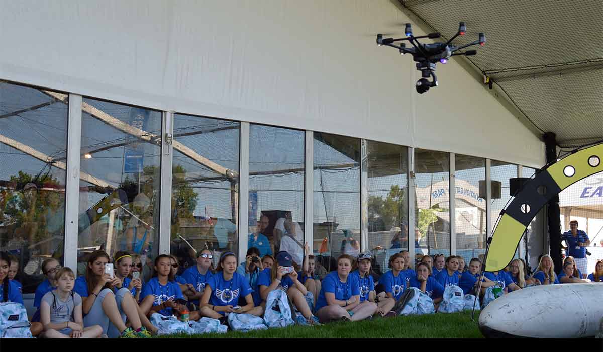 Women and Girls Will Soar at AirVenture 2017