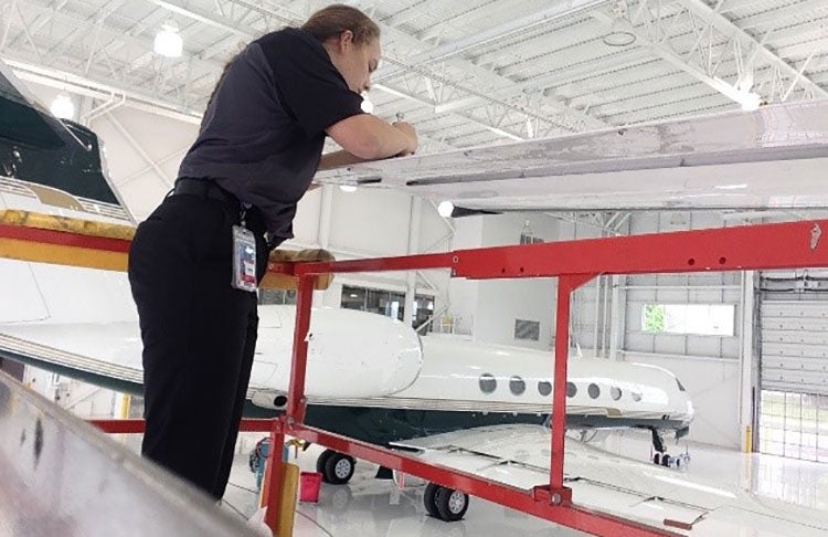 How to Become a Corporate Aviation Maintenance Technician
