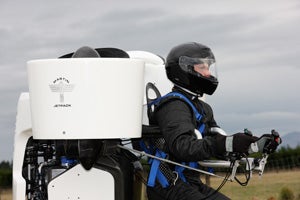 Jet-Pack Shoots to 5,000 Feet in Test Flight