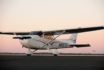 Flight Training Provider Places Huge Cessna 172 Order