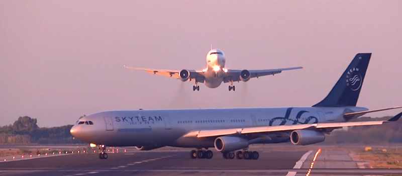 Top 10 Viral Aviation Videos of 2014