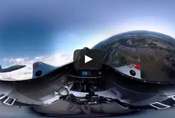 Video: 360-Degree P-51, F-22 Formation Flight