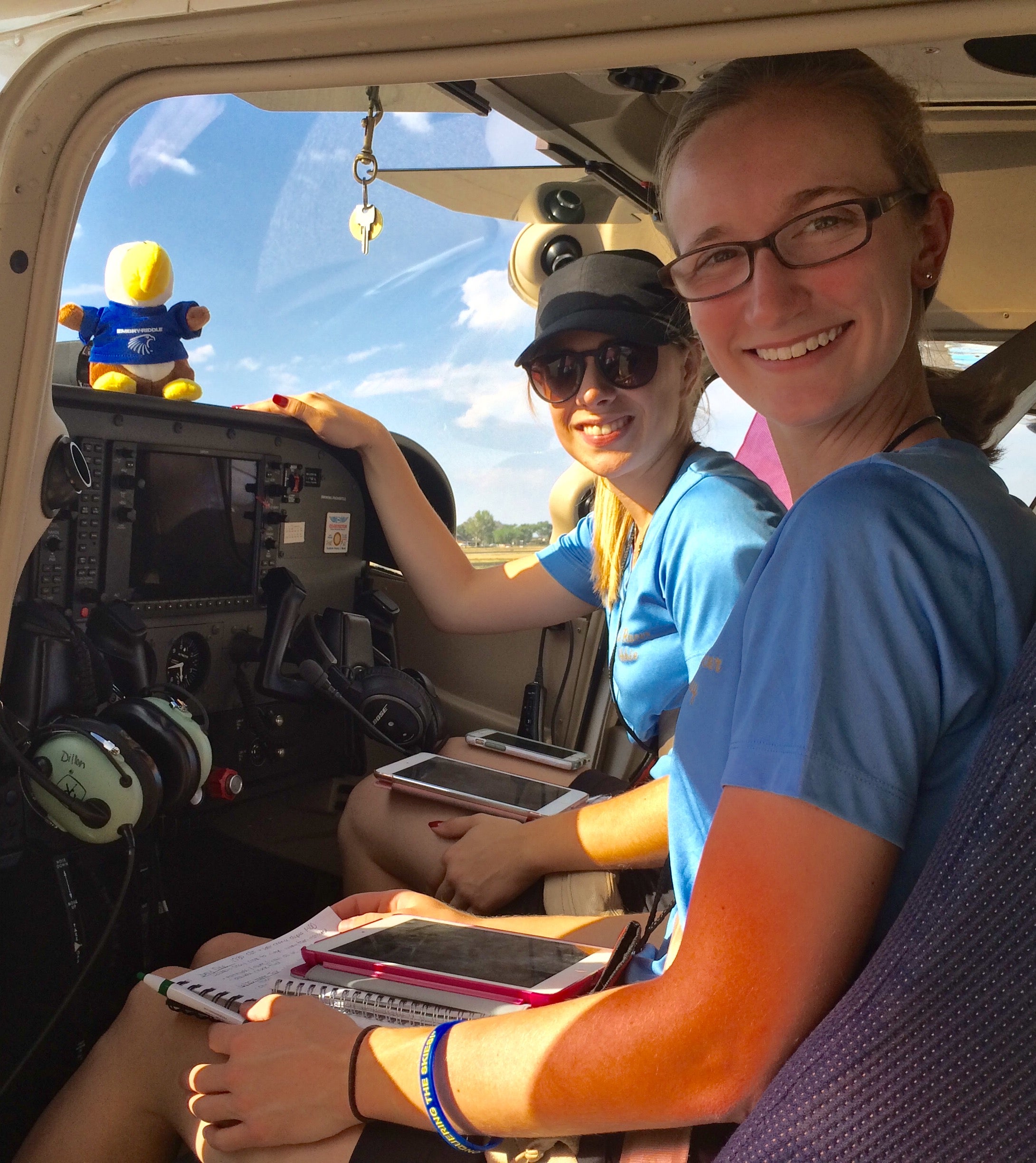 Embry-Riddle Pilots Sweep Top Lady Air Race Honors