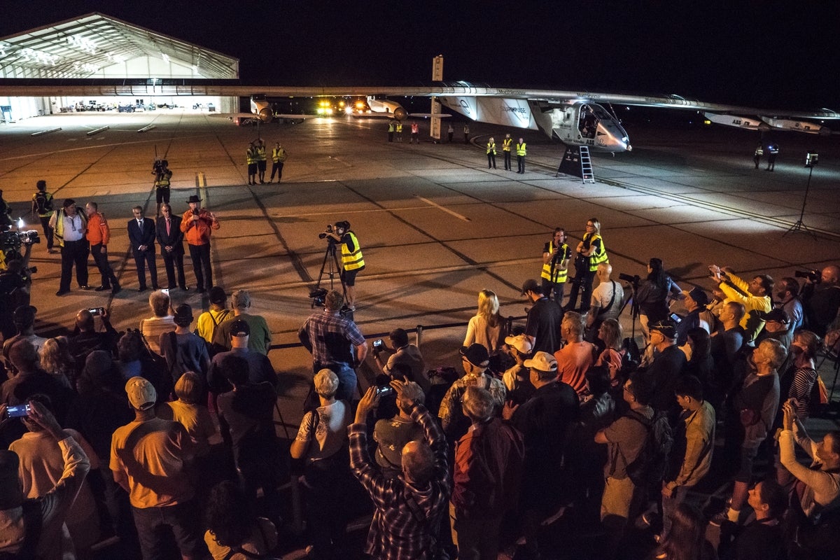 Solar Impulse Departs for Tulsa