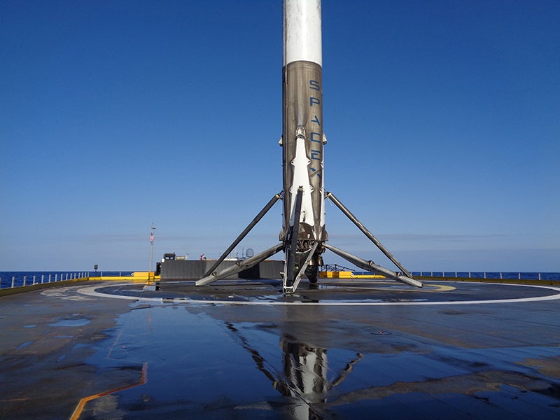 Video: SpaceX Falcon 9 First-Stage Precision Landing