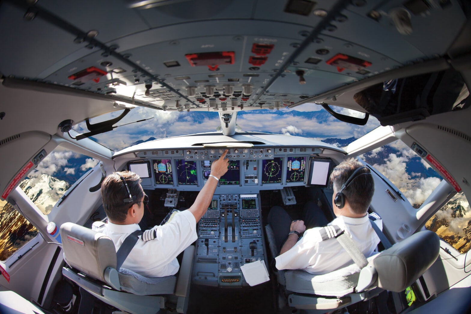Should You Consider Becoming an Airline Pilot?