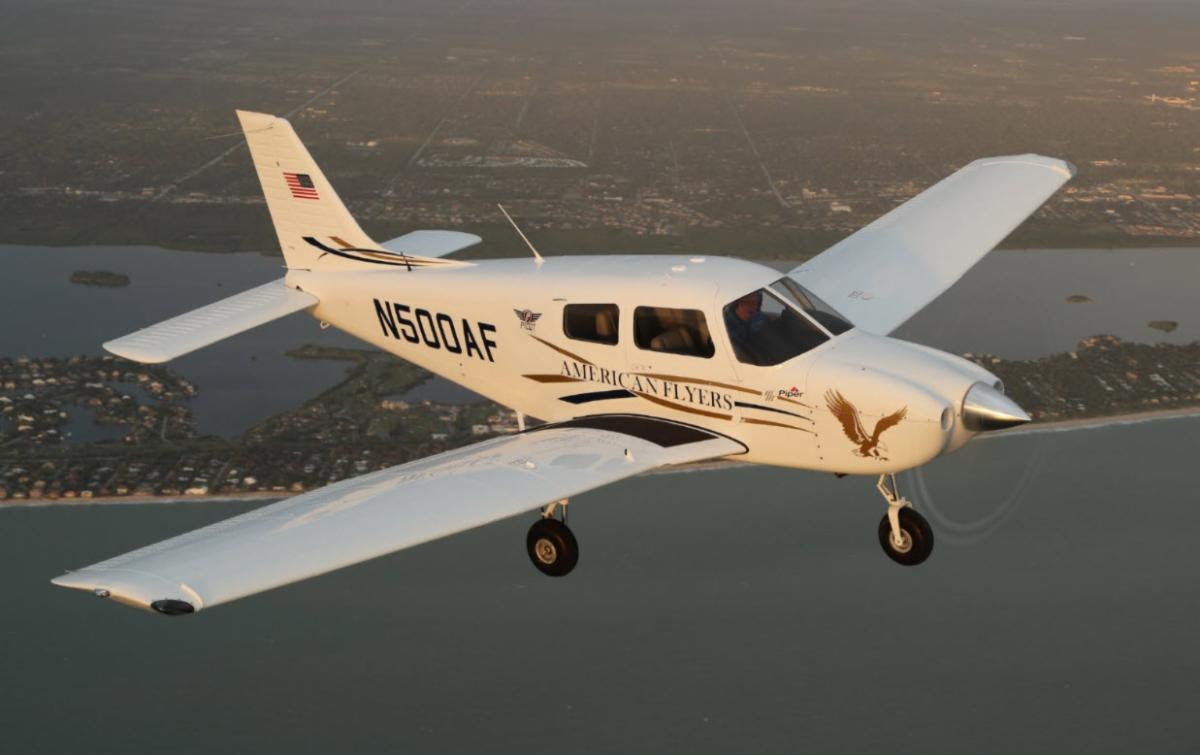 Piper Certifies Pilot 100 and 100i Trainers