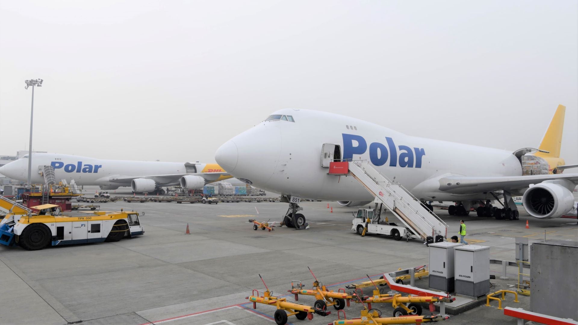 DHL Express renews agreement with Atlas Air for 20 freighters