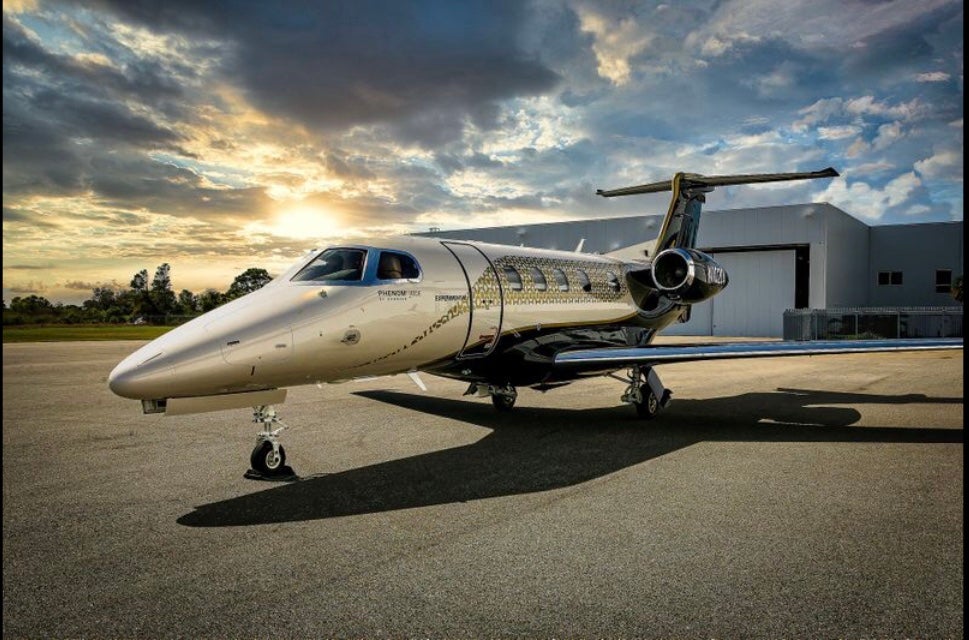 NetJets Orders 100 More Phenom 300s from Embraer