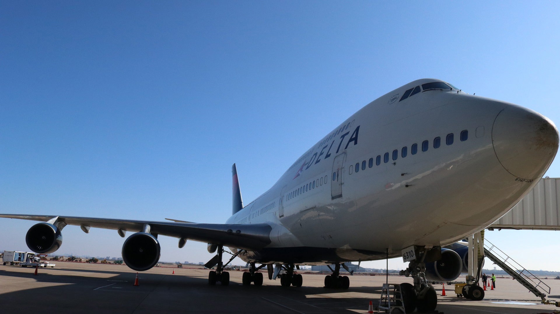 Delta Air Lines on pace for $1 billion in cargo revenue in 2021