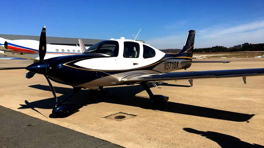 Cirrus and Michelin Team on 2019 Special Edition SR22
