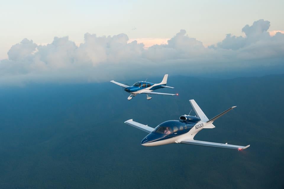 Cirrus Aircraft Reports Strongest Deliveries in a Decade