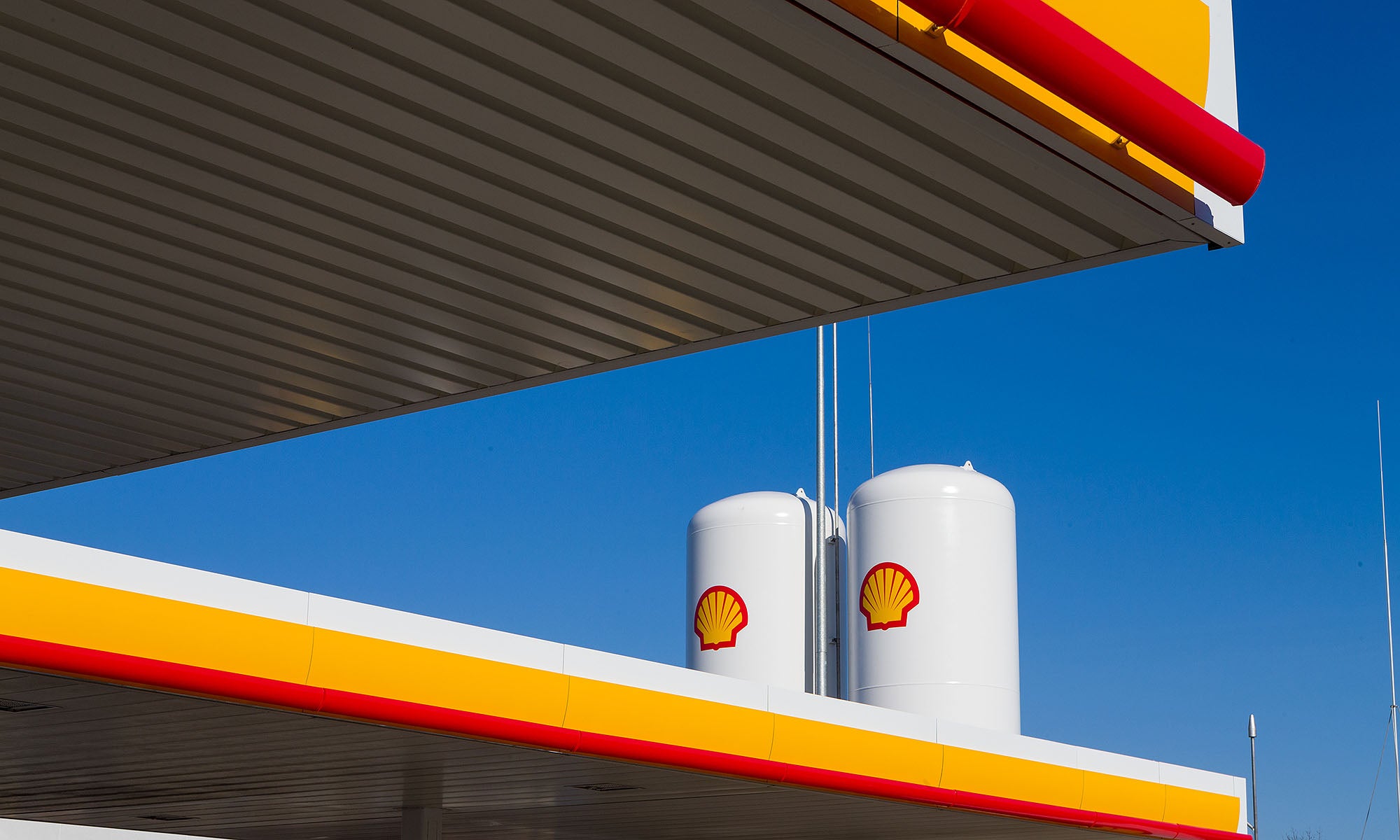 Shell Plans One of Europe’s Biggest Sustainable Aviation Fuel Plants