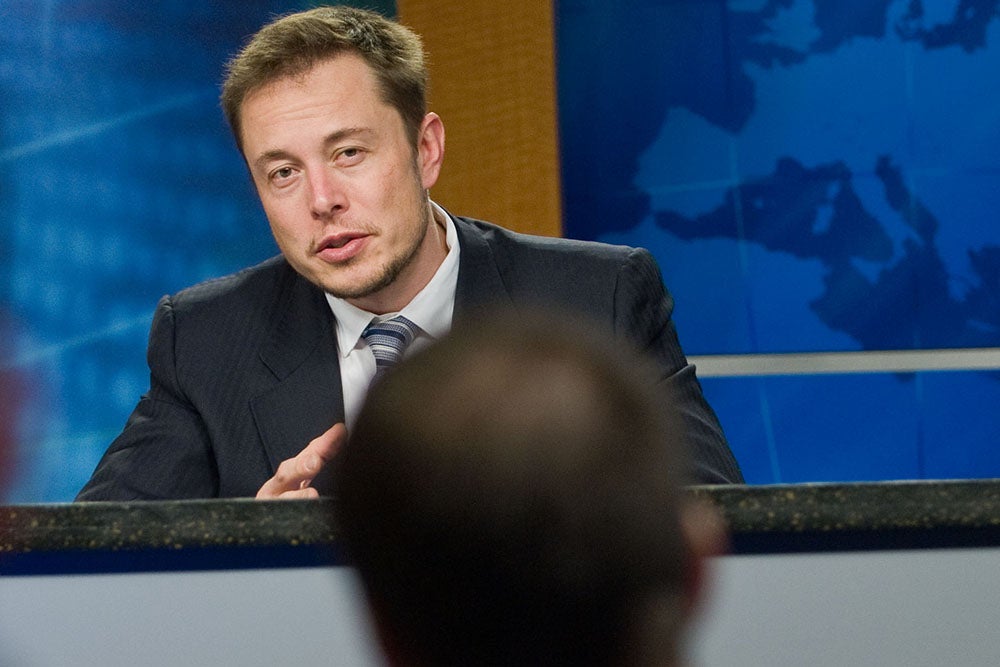 Musk Says SpaceX at Risk of Bankruptcy As ‘Disaster’ Looms
