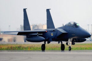 Korea Selects Boeing For F-15K, CH-47 Sustainment Contracts