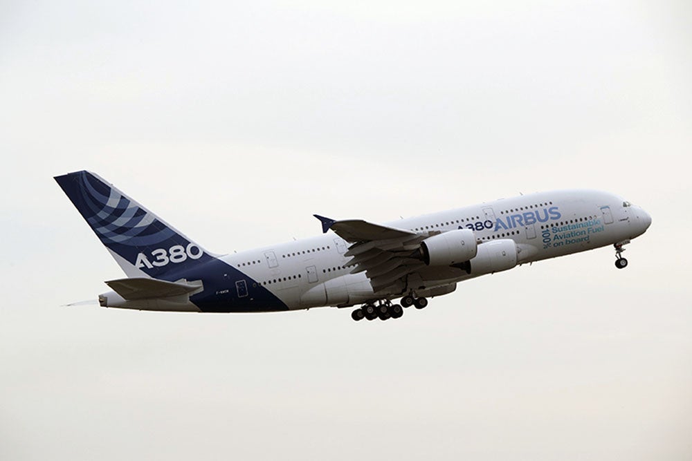 Airbus Tests A380 with 100 Percent Sustainable Aviation Fuel