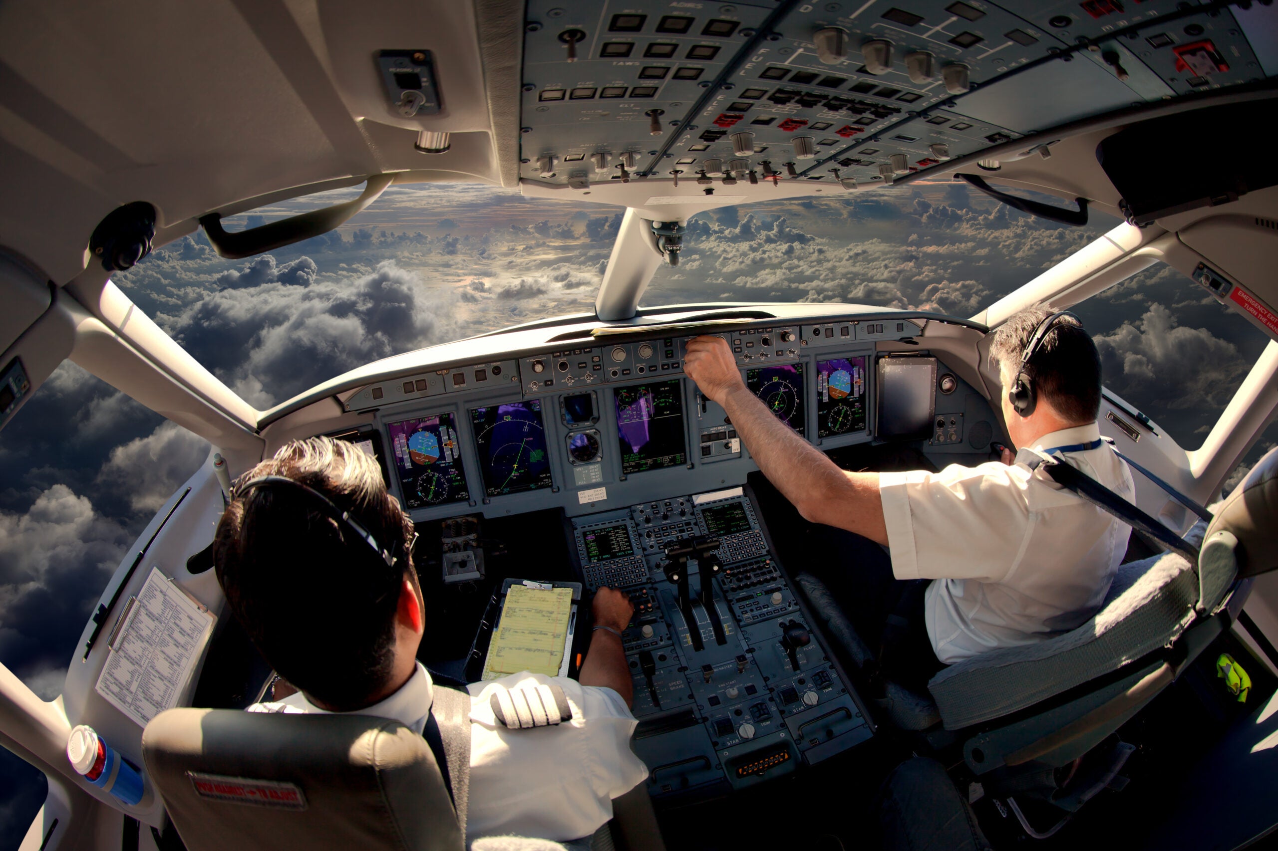 Comparing Currency: GA Pilots vs. Airline Pilots
