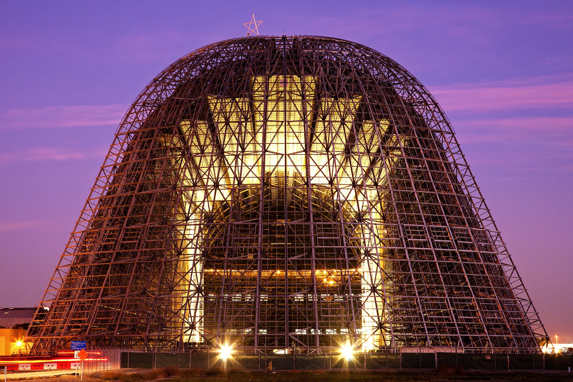 Historic Hangar One Getting Google-Funded Makeover