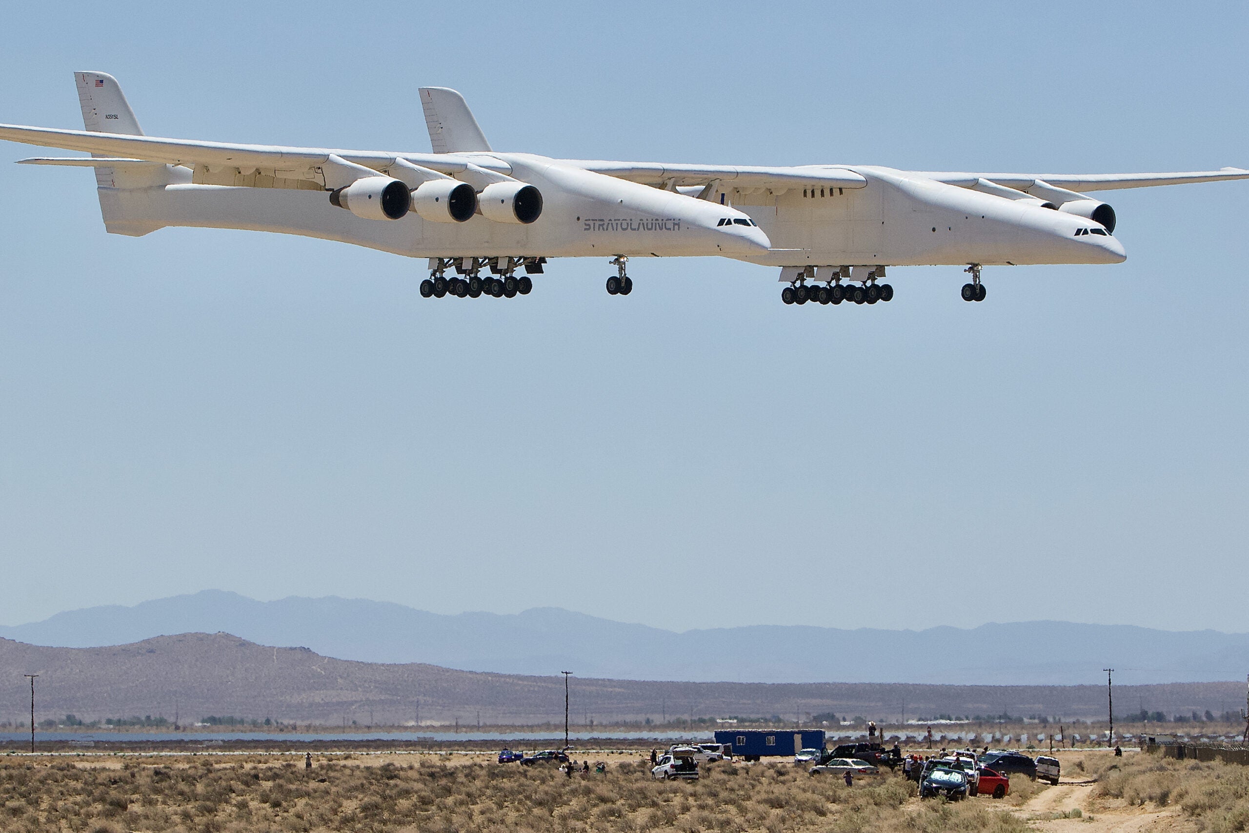 Stratolaunch Drops Stunning Air-to-Air Video of World’s Largest Airplane