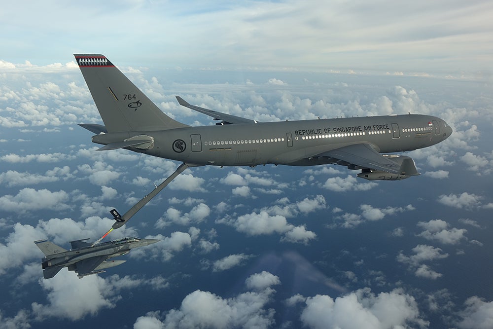 Airbus A330 MRTT Certificated for Automatic Aerial Refueling