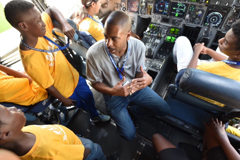 FAA-Supported ACE Academies Take Kids from the Classroom to the Cockpit