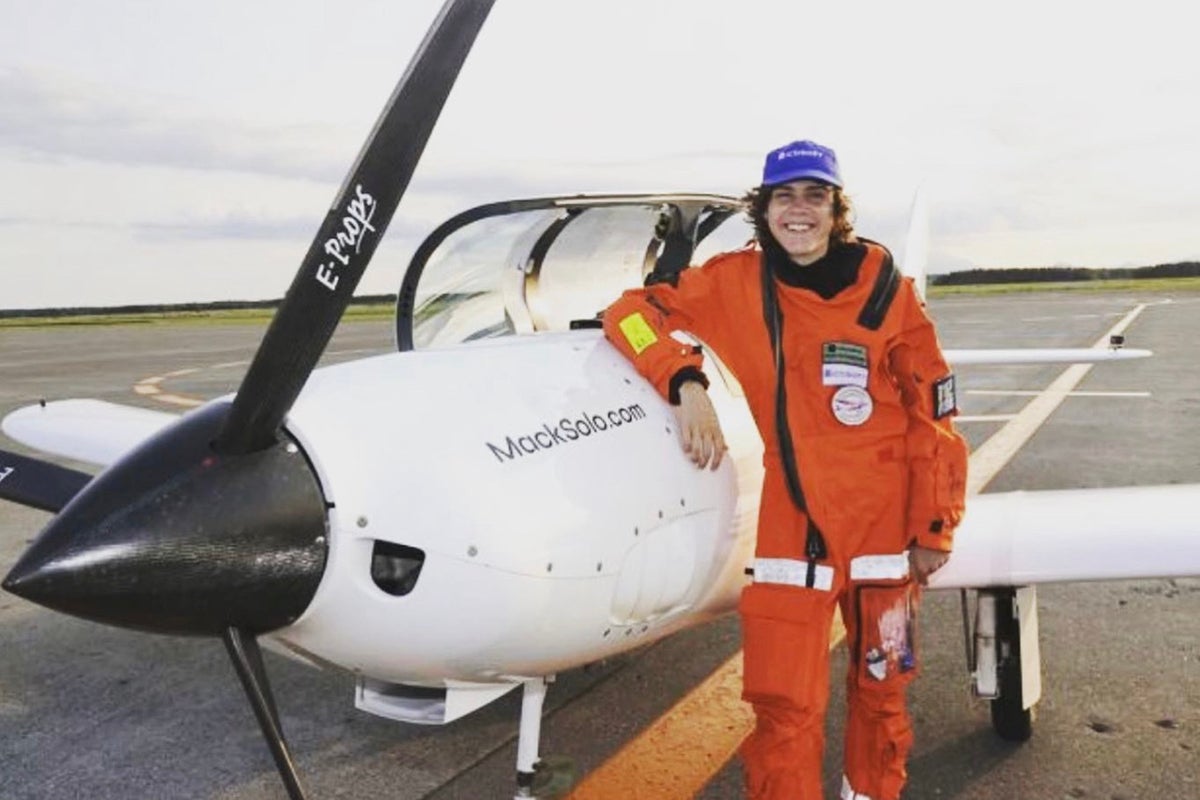 Teen Pilot Becomes Youngest To Fly Solo Around the World