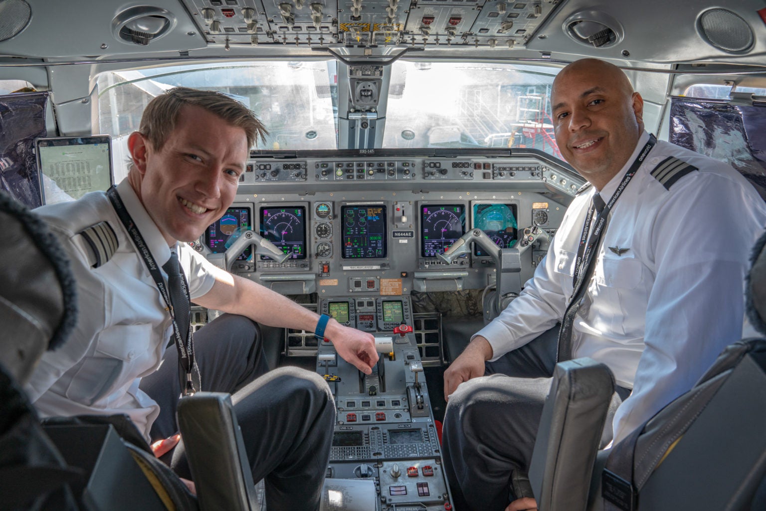 Piedmont Airlines Offers $100K Pilot Bonuses