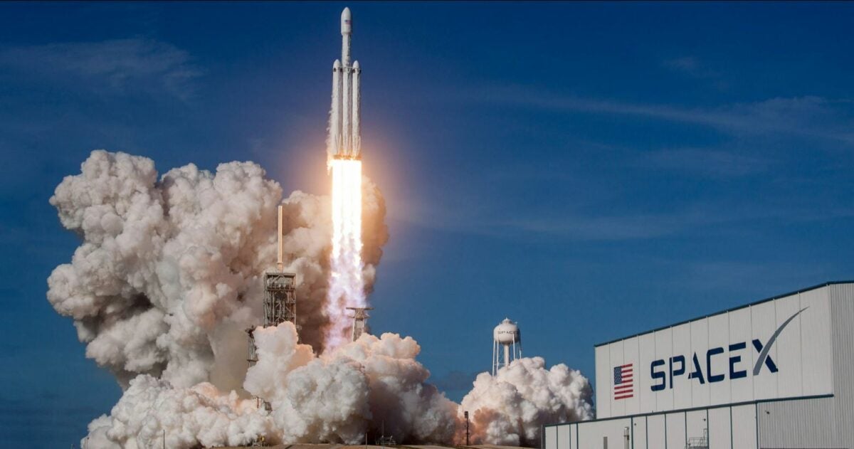 SpaceX Launches Falcon Heavy for First Time in Three Years