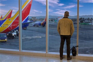 DOT, Senators Call On Southwest to Compensate Stranded Passengers
