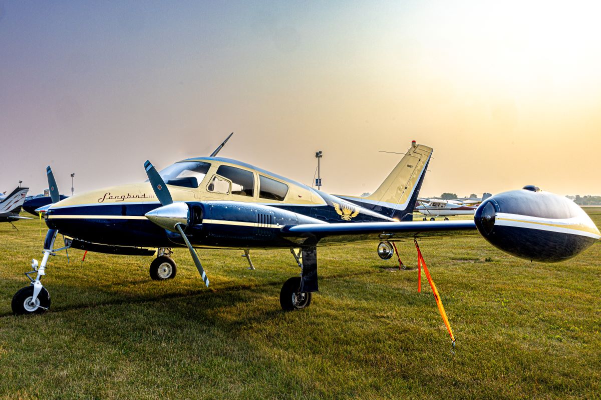Cessna 310 ‘Songbird III’ Still Attracts the Fans