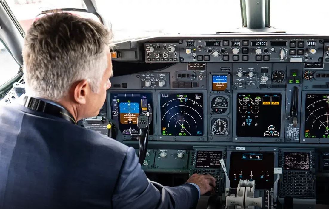 FAA Advances on Controller-Pilot Datalink Availability