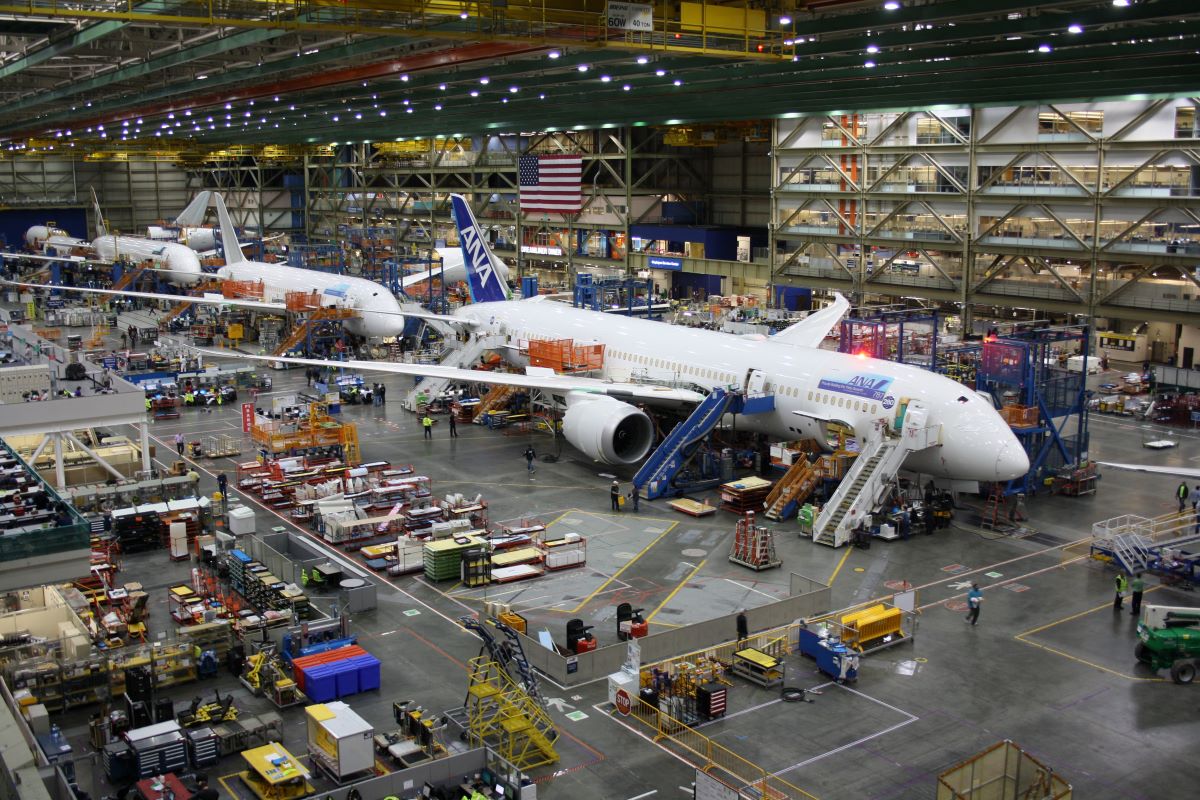 will the boeing factory tour reopen