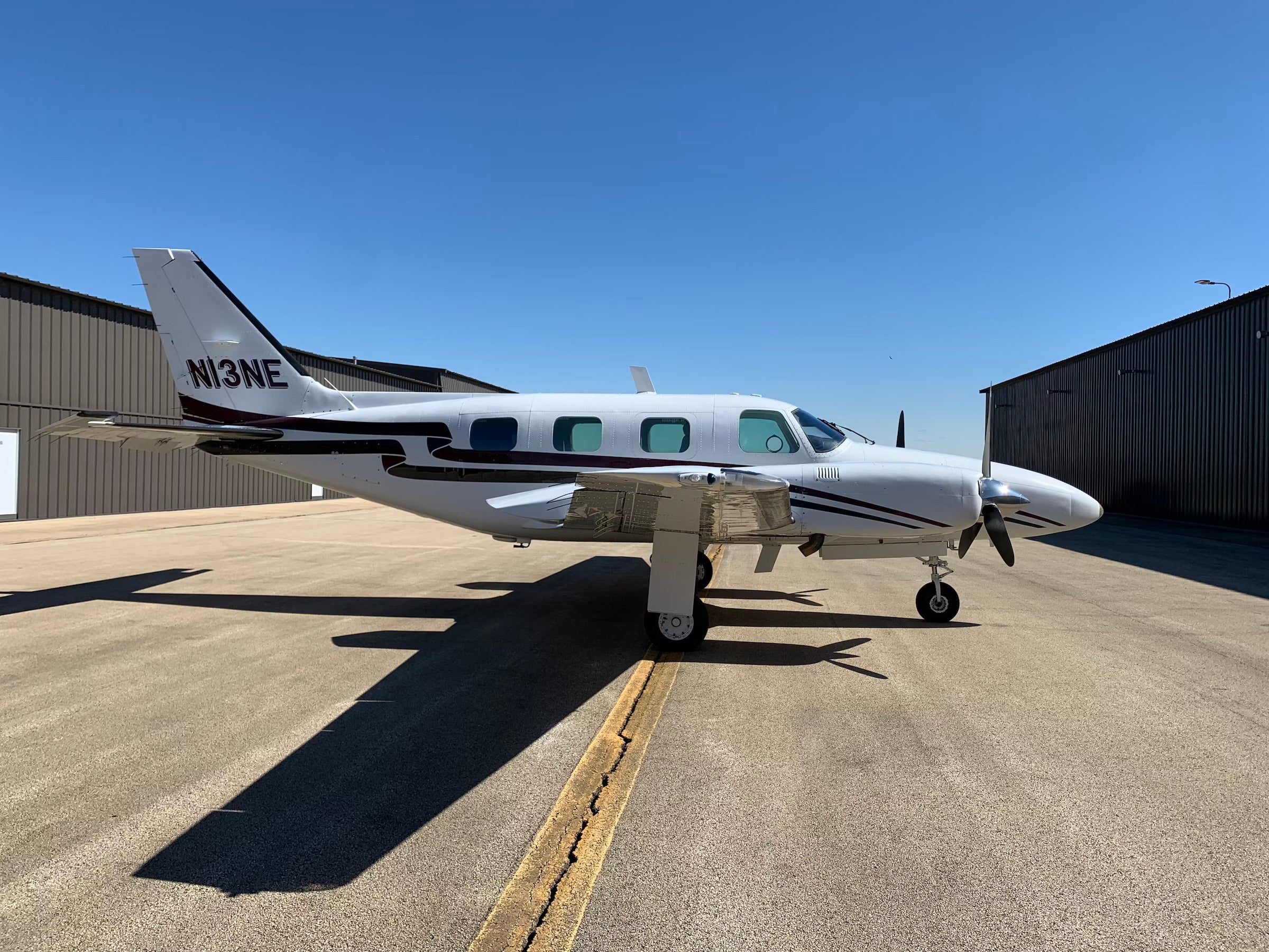 This 1984 Piper PA-31P-350 Mojave Is a Long-Range, High-Flying ‘AircraftForSale’ Top Pick