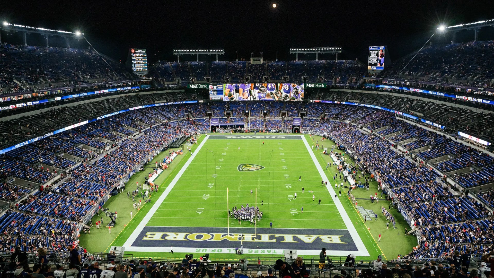 FAA Investigating Drone Incursion at Thursday Night NFL Game