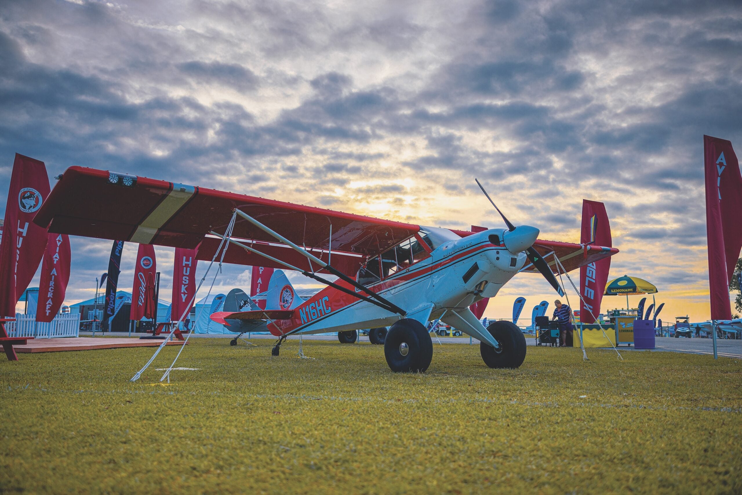 Sun ’n Fun 2024: Soar into the Skies with Unforgettable Airshow Spectacles