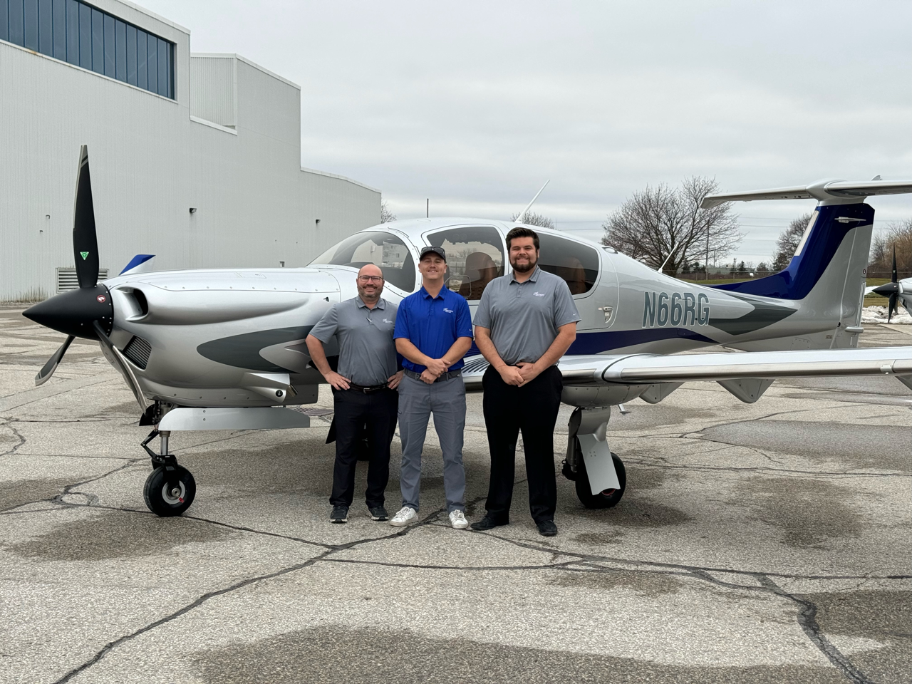 Premier Aircraft Sales Takes First U.S. Retail Delivery of Diamond DA50 RG