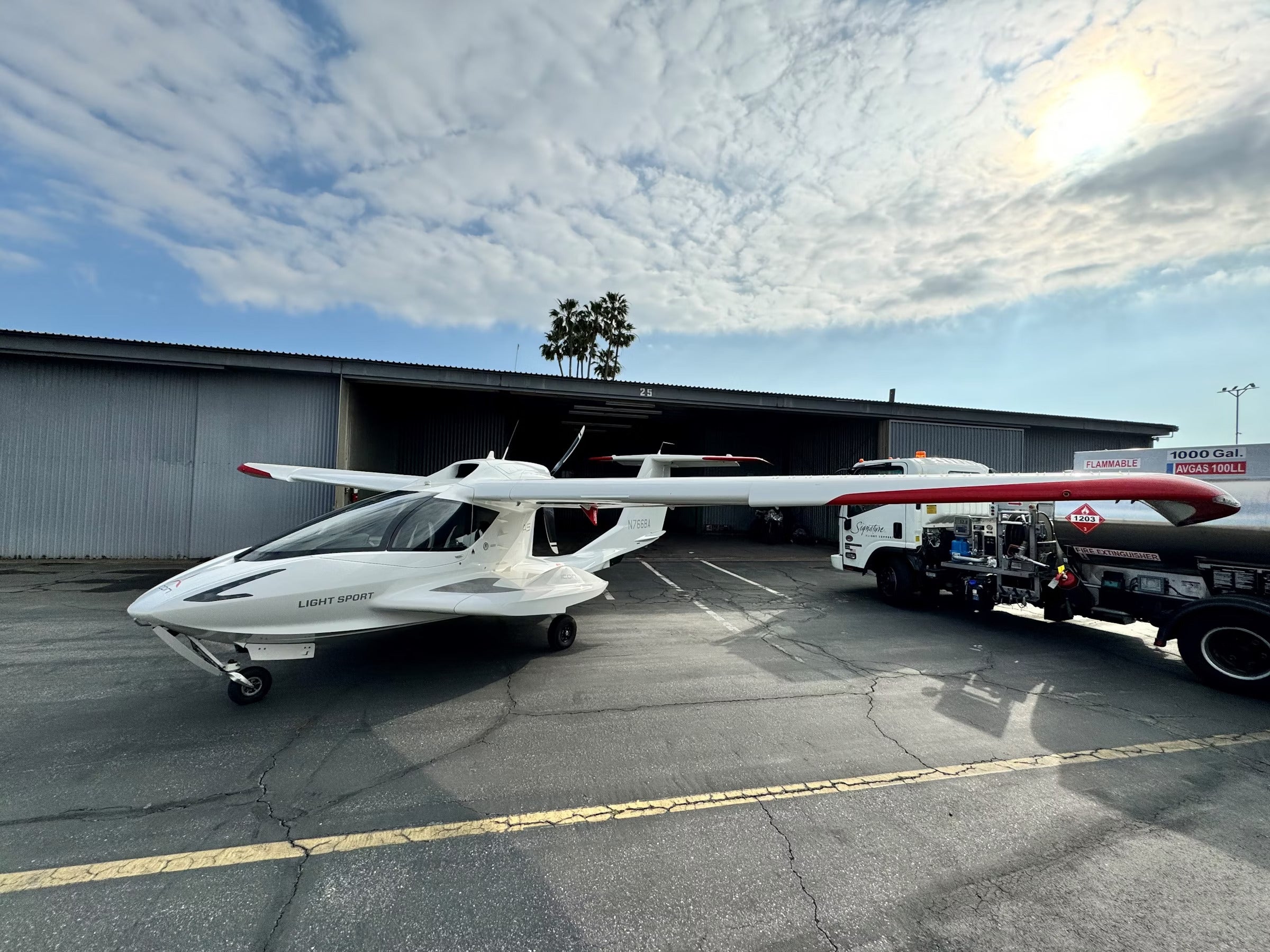This 2017 ICON A5 Is a Fun-Loving Amphibian ‘AircraftForSale’ Top Pick