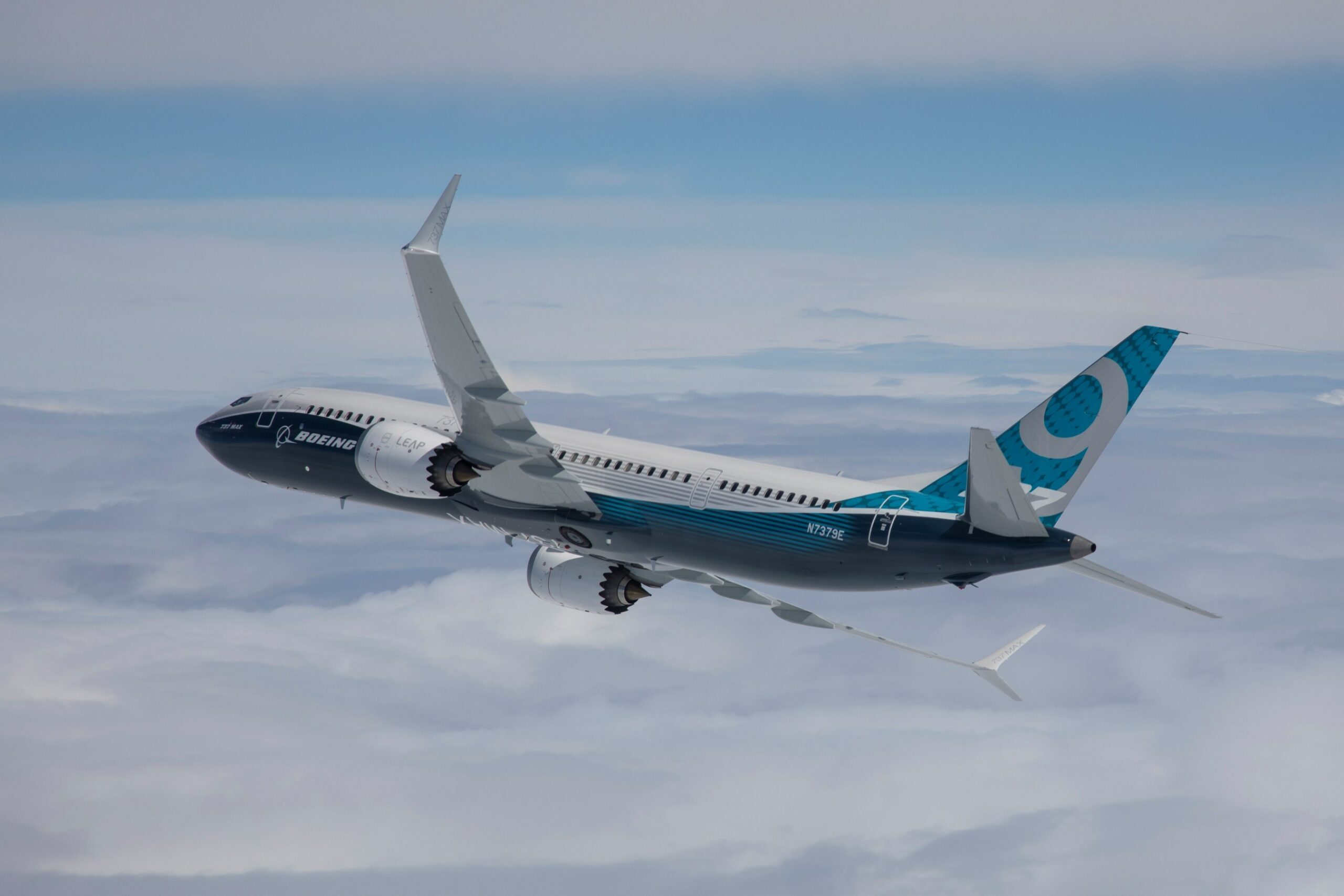 Boeing Changes Leadership of 737 Program