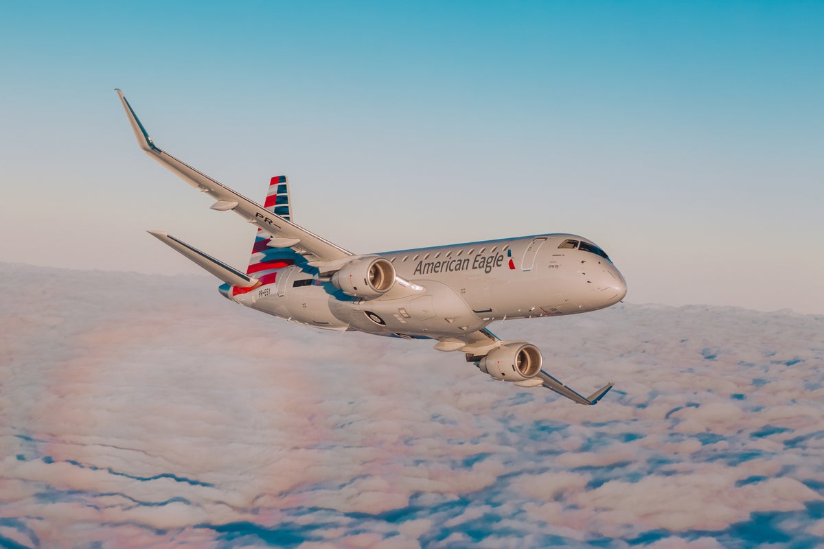 American Airlines Closes $7 Billion Embraer Jet Order