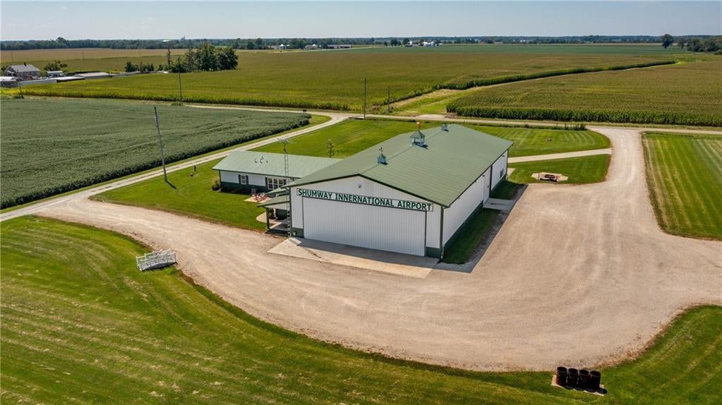 Illinois Grass Strip Airfield Ready for Next Generation of Owners