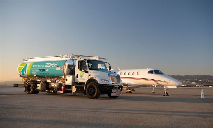 Signature Aviation Pumping Blended SAF at LAX Terminal