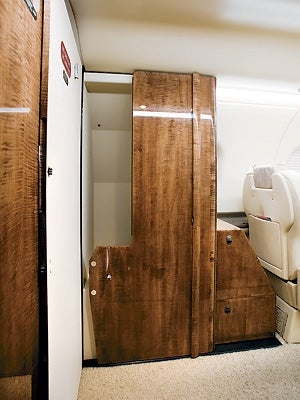 FL1006-Pilatus-004-x300.jpg